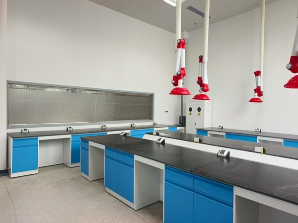 河南全鋼實(shí)驗(yàn)臺定做